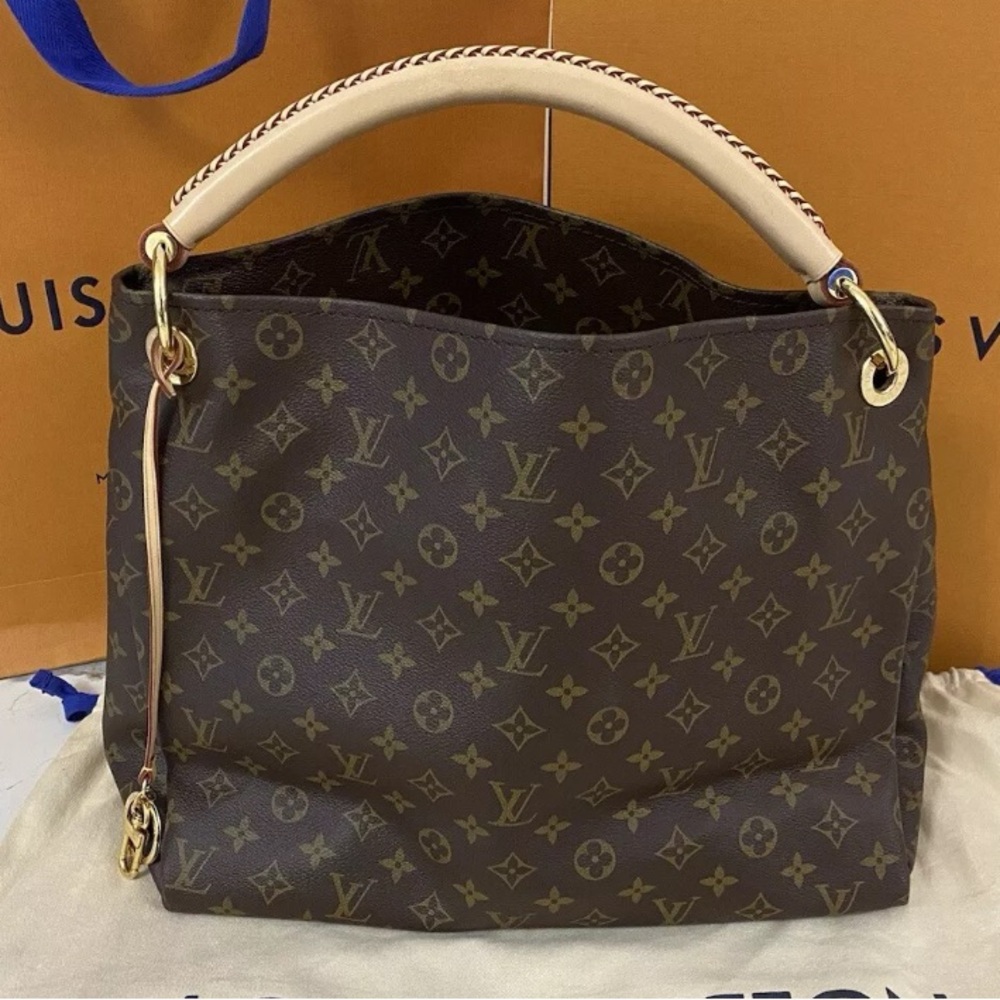 Authentic Louis Vuitton Artsy MM – Monogram Canvas - Picture 3 of 15